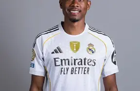 David Alaba picks up right‑leg overload: rival view forecasts a longer absence for Real Madrid’s leader photo