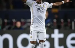 Rival verdict: David Alaba’s latest setback spells deeper trouble for Real Madrid photo