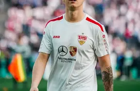 Manchester United push for Angelo Stiller as £43m Stuttgart valuation emerges photo