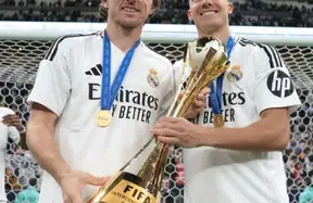 Real Madrid’s leadership alarm: why losing Modrić or Vázquez could overburden Carvajal photo