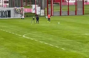 Jamal Musiala returns to the pitch — rival view doubts Bayern star’s true readiness photo