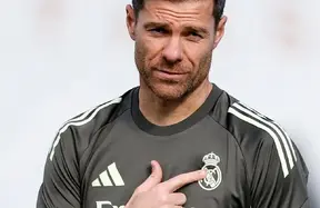 Arbeloa hails Xabi Alonso with 'honor grade' and backs him to elevate Real Madrid photo