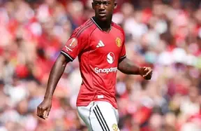 Kobbie Mainoo ruled out vs Spurs after training knock - big boost for Tottenham photo