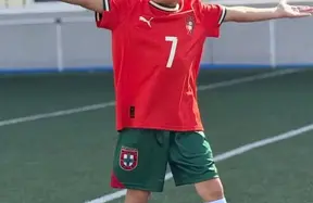 Fede Valverde’s son wears Cristiano Ronaldo kit - a Madridista legacy moment photo