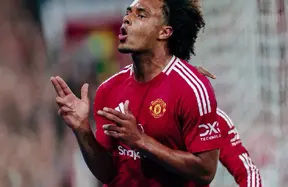 Everton line up January move for Joshua Zirkzee as Manchester United consider options photo