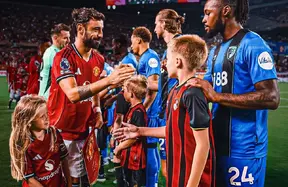 Manchester United advance interest in Antoine Semenyo as winger-number 10 upgrade photo