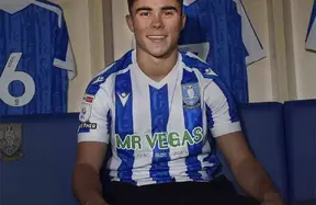 Manchester United choose Sheffield Wednesday for Harry Amass loan to fast-track first-team minutes photo