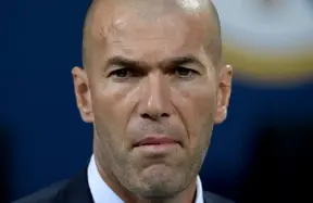 Real Madrid consider Zidane as interim if Xabi Alonso exits - contingency plan on standby photo