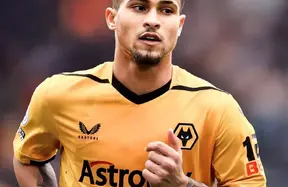 Manchester United eye £50m January move for Wolves' João Gomes photo