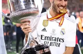 Marco Asensio: No regrets leaving Real Madrid after completing the set with the Copa del Rey photo