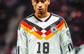 Real Madrid push for Nathaniel Brown as Frankfurt set €60-70m price photo