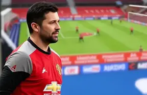Man United fan debate on Ruben Amorim intensifies - calls for 4-3-3 and Glasner as contender photo