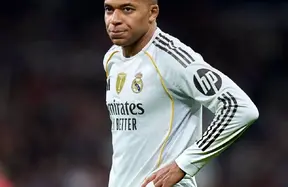 Mbappé fractured finger vs Celta Vigo but will face Man City - rival view photo