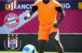 Man United push talks for 16-year-old LDU pivot Ederson Castillo as Atlético, Bayern and Anderlecht circle photo