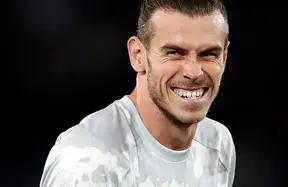 Gareth Bale addresses the 'Wales. Golf. Madrid' flag - calls backlash misinformation photo