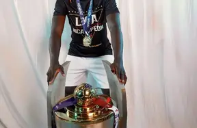 Manchester United push to sign LDU Quito prodigy Ederson Castillo amid Atletico, Bayern interest photo