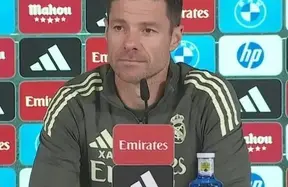 Xabi Alonso puts team first as Bayer Leverkusen target a momentum reset vs demanding opponent photo