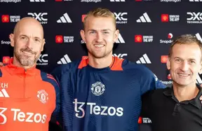 Ten Hag backs his man: Man United seal £42m deal for Matthijs de Ligt photo