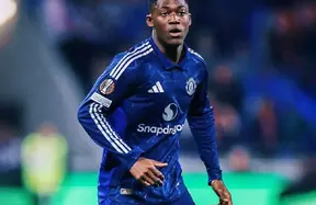 Kobbie Mainoo ruled out of Villa Park trip with training knock, rivals sense opportunity photo