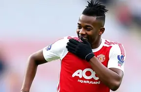 Kobbie Mainoo injured in training - United lose their calm, Villa smile as Emi returns photo