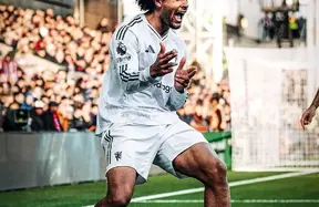 Roma table €40m package to sign Joshua Zirkzee from Man United photo