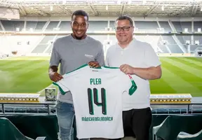 Bayern weighed Alassane Pléa move before PSV switch — profile still fits Kompany’s blueprint