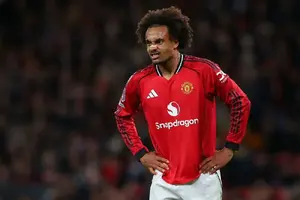 Joshua Zirkzee set to leave Man United - Serie A return gathering pace photo