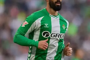 Isco to miss Real Madrid clash after surgery - out at least a month photo