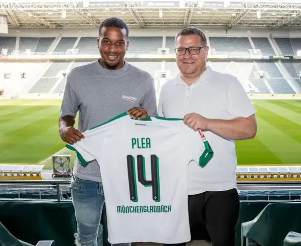 Bayern weighed Alassane Pléa move before PSV switch — profile still fits Kompany’s blueprint photo